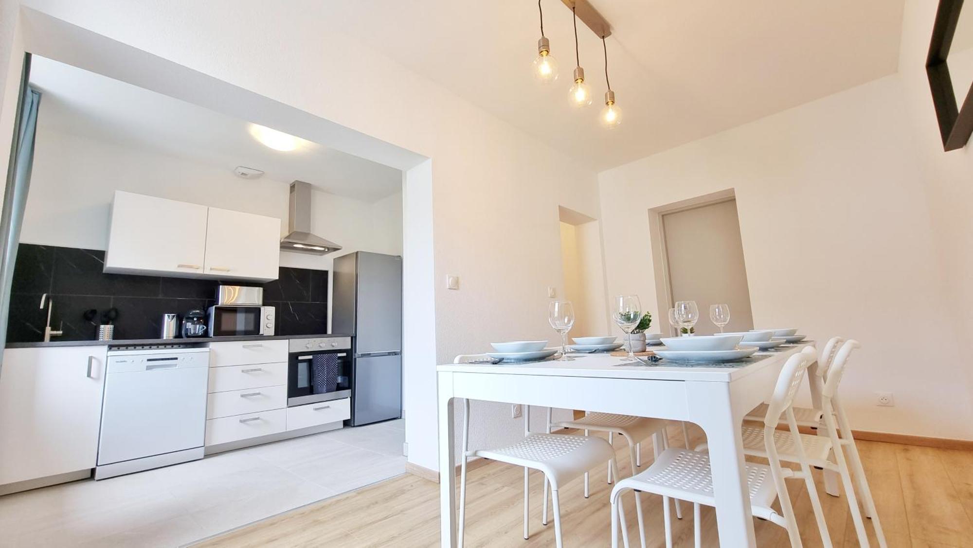 Le Triplex - 5 Chambres - 10 Pers- Fibre - Relax Bnb Mulhouse Eksteriør bilde