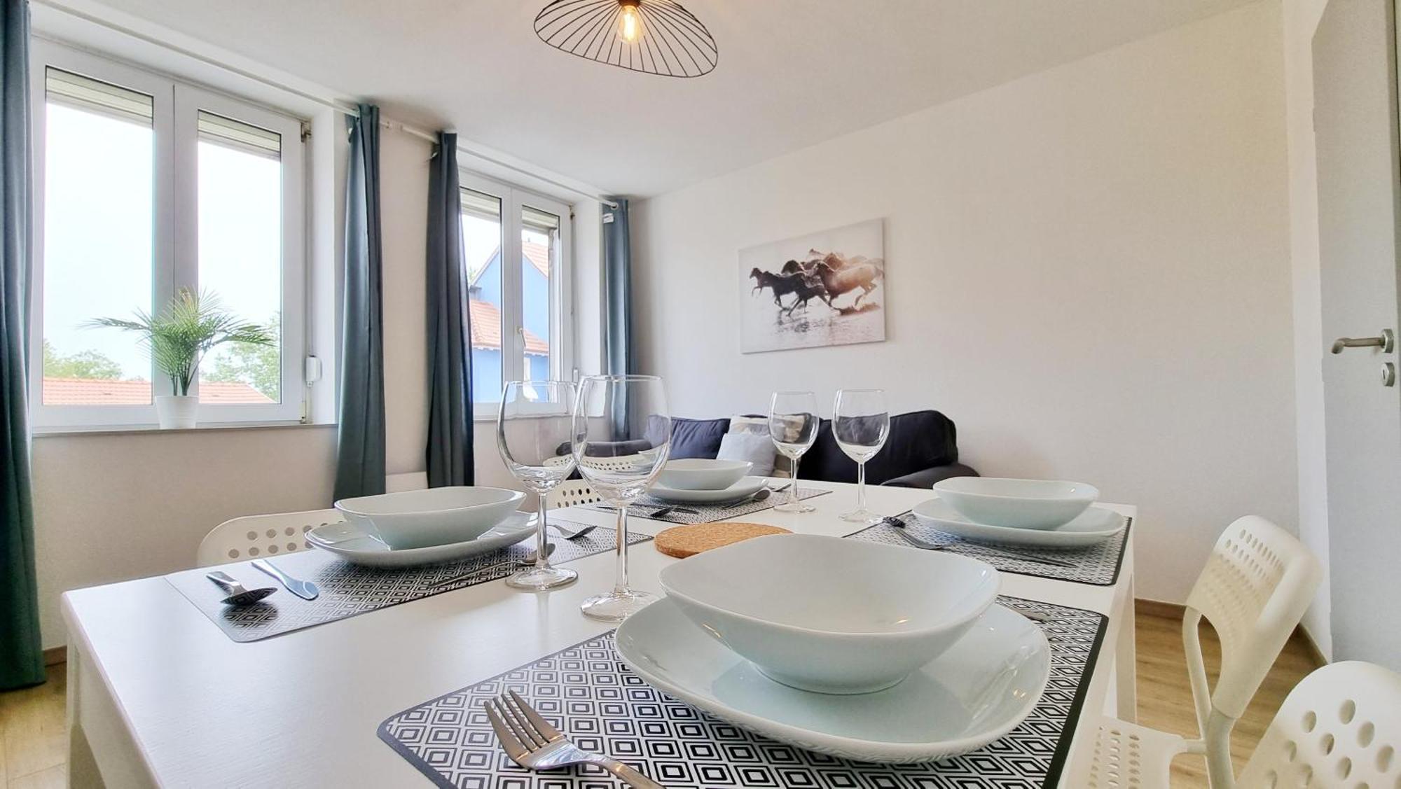 Le Triplex - 5 Chambres - 10 Pers- Fibre - Relax Bnb Mulhouse Eksteriør bilde