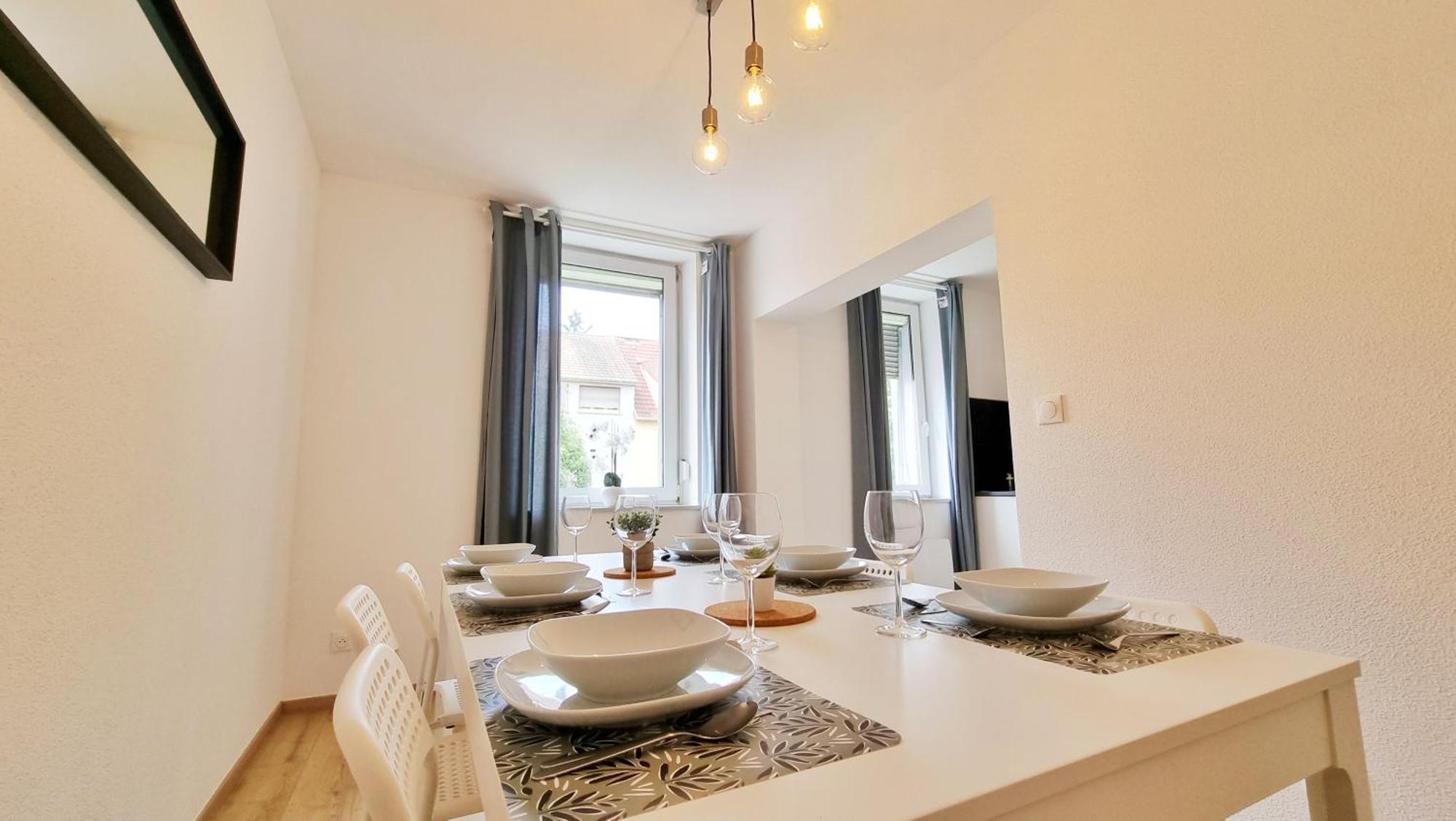 Le Triplex - 5 Chambres - 10 Pers- Fibre - Relax Bnb Mulhouse Eksteriør bilde